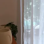 Eleor Vilă *